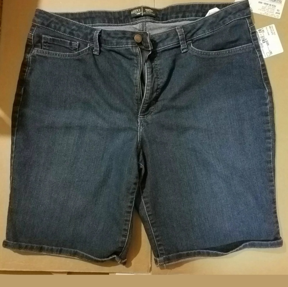 New Riders by Lee Womens Size 18 Mid Rise Bermuda